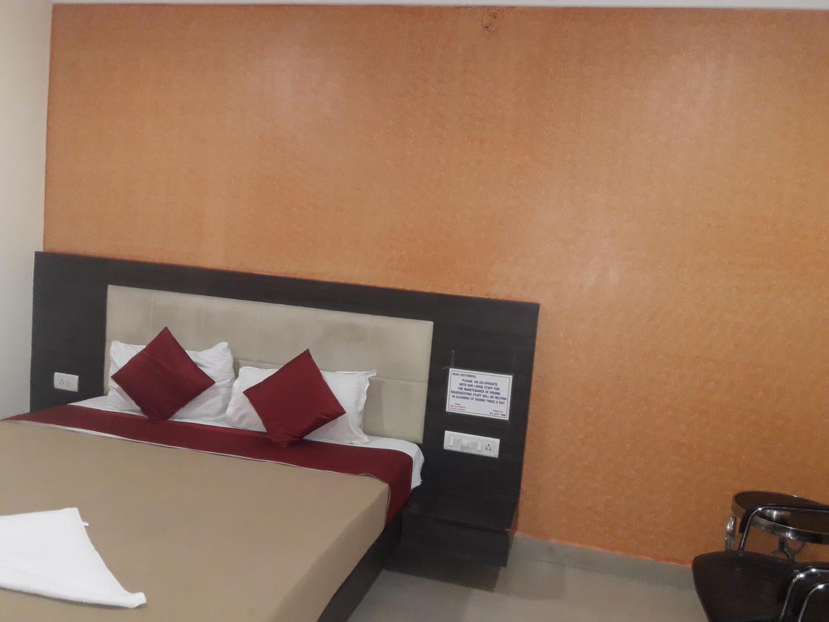 Vijaya Lakshmi Residency Hotell Bangalore Eksteriør bilde