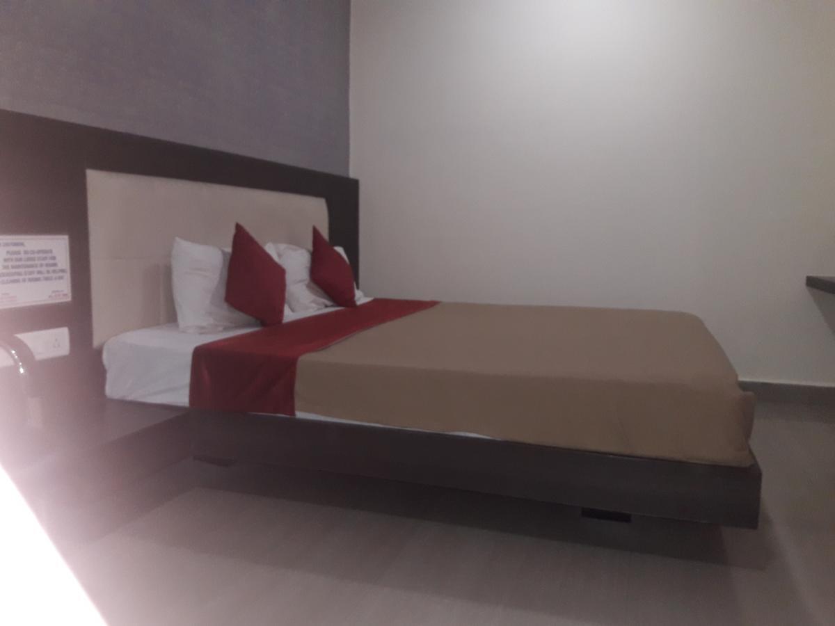 Vijaya Lakshmi Residency Hotell Bangalore Eksteriør bilde
